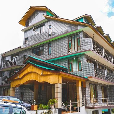 Hotel Akash Regency Manāli Exteriér fotografie